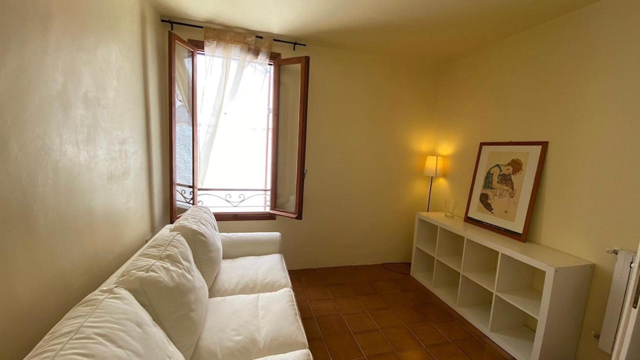 I Tetti Di Via Corradi Villa ซานเรโม ภายนอก รูปภาพ