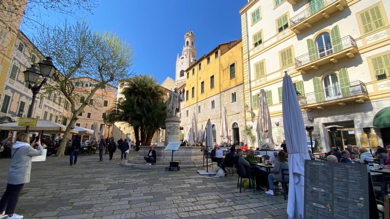 I Tetti Di Via Corradi Villa ซานเรโม ภายนอก รูปภาพ