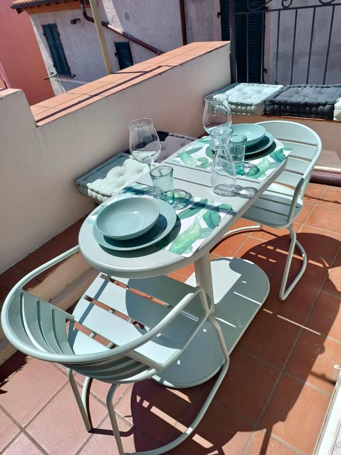 I Tetti Di Via Corradi Villa ซานเรโม ภายนอก รูปภาพ
